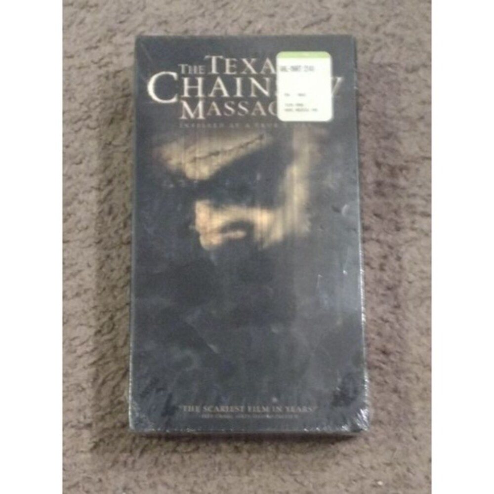 The Texas Chainsaw Massacre (VHS, 2004) New Sealed FREE Shipping